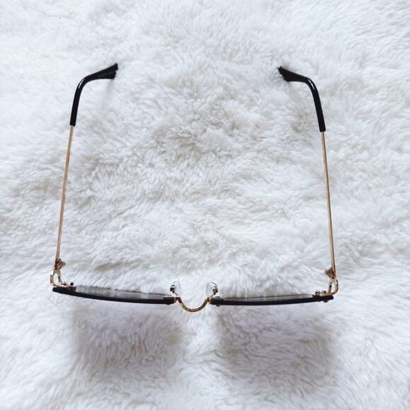 Laurel Clear Black Rimless Sleek Sunglasses - Picture 4 of 11